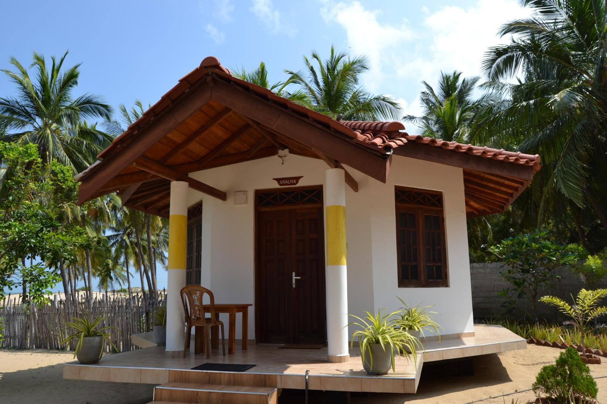 Nirukthie Beach Resort & Restaurant Kalpitiya Exterior foto