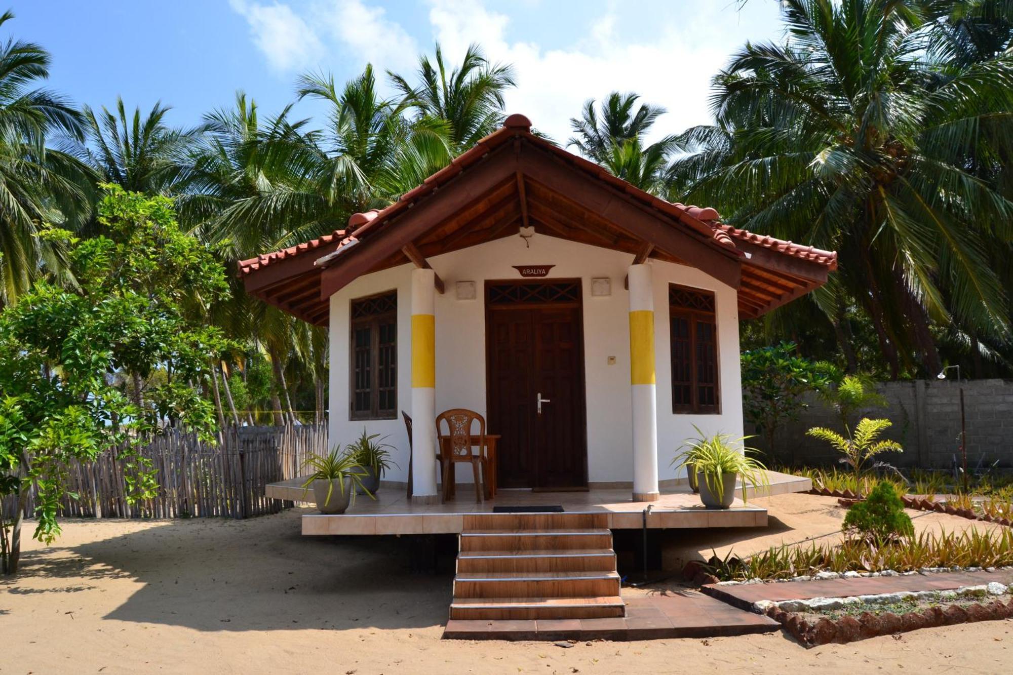 Nirukthie Beach Resort & Restaurant Kalpitiya Exterior foto